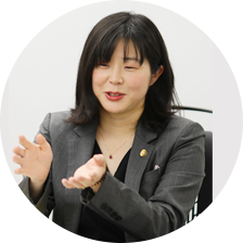 弁護士と打ち合わせ