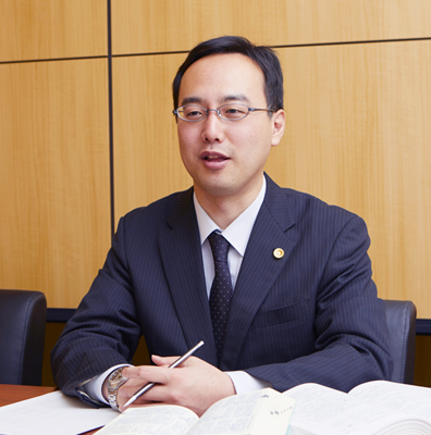 弁護士 山本 祐輔