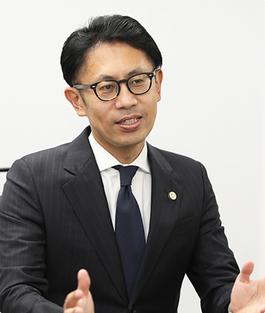 弁護士・長田弘樹