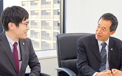 離婚を集中的に取り扱う「弁護士 志賀勇雄」「弁護士 佐久間明彦」